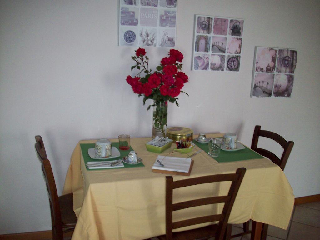Zaffiro Blu Airport Bed & Breakfast Bergamo Room photo